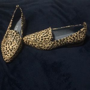 Leopard print flats